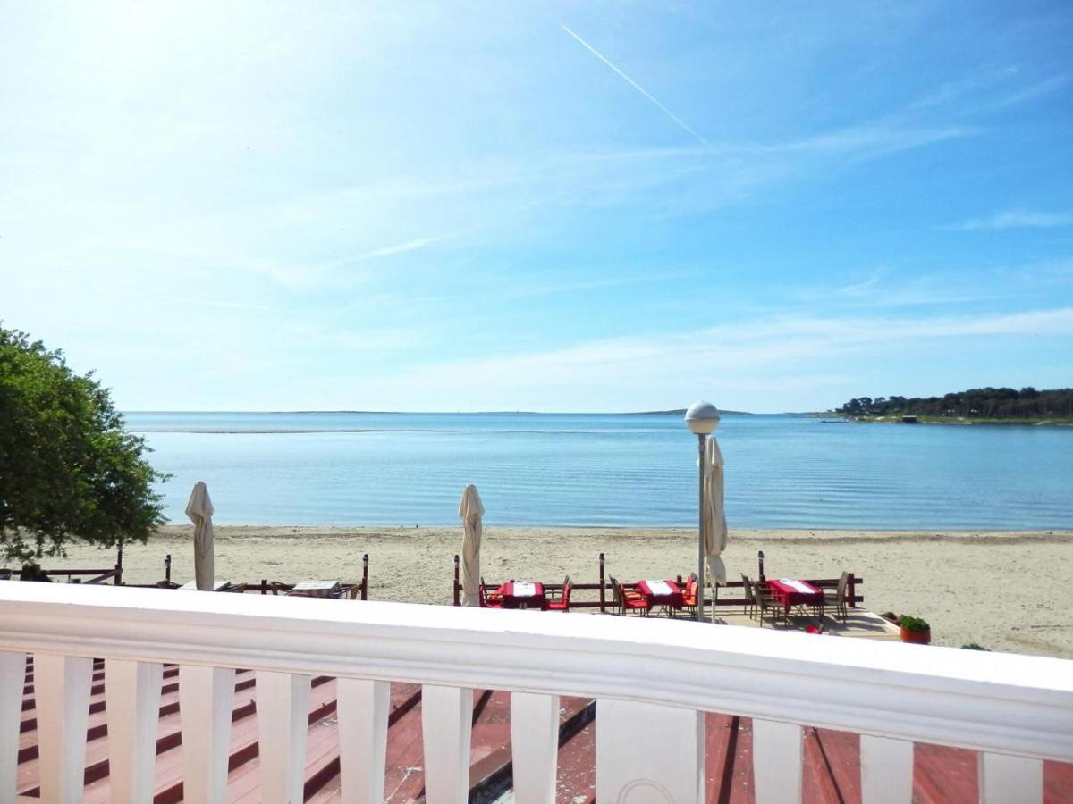 Idila Sea Front Apartments Medulin Kültér fotó
