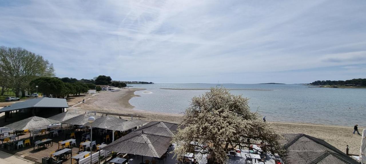 Idila Sea Front Apartments Medulin Kültér fotó