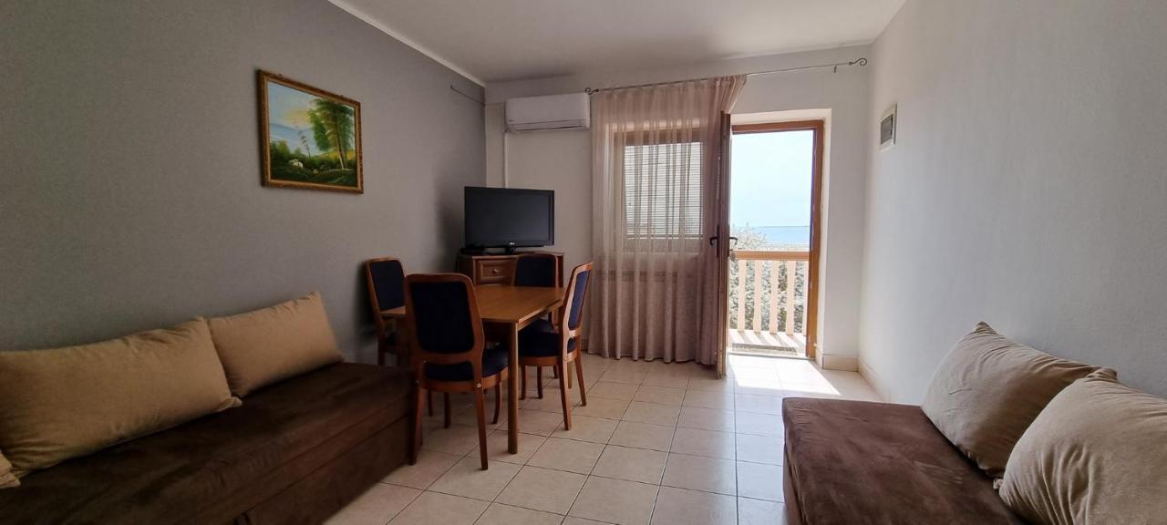 Idila Sea Front Apartments Medulin Kültér fotó